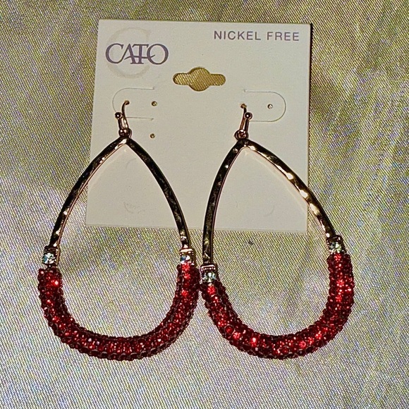 New Cato Sparkling Red Rhinestone Gold Toned Teardrop Earrings - Picture 5 of 8